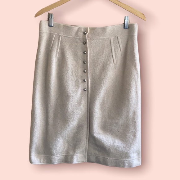 Eggshell wool skirt with - Picture 3 of 13